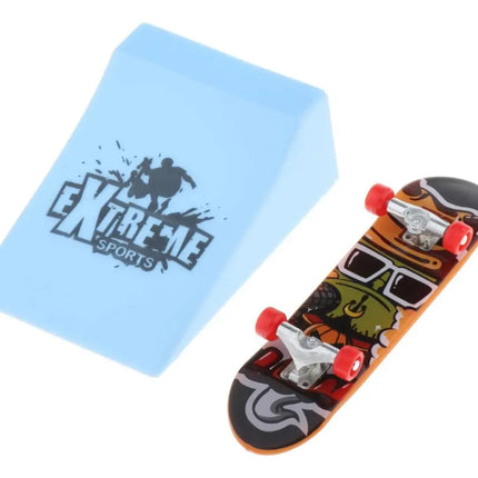 Set Mini Juego Skate Para Dedos Patineta + Rampa Negro / Rojo