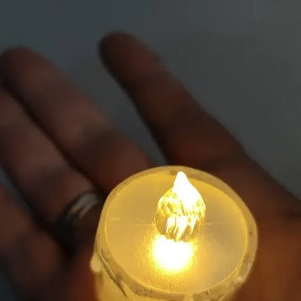 Pack 24 Vela Led Con Efecto Llama Luz Cálida+pilas 3.5x5cm S